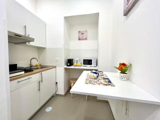 Arce Room & Apartment - 2