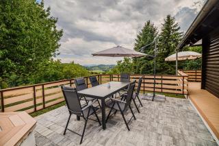 Log Cabin Vista View with Seasonal Hot Tub - 4