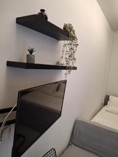 Studio Apartment - 8