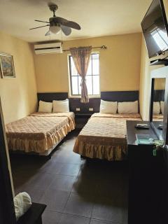 Habitaciones Casa Cuscatlan - 9