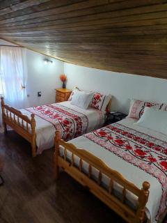 Vintage House - 1