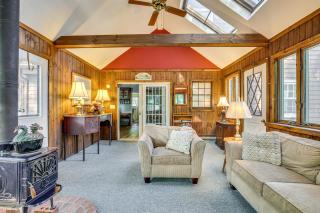 Family Getaway in Bristol Near Trails and Parks! - 8