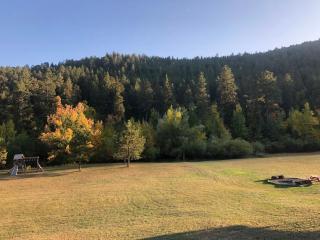 5 Miles from Mt- Rushmore with private hot tub - 4