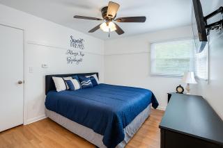 Serene Family Home Sleeps 16! - Wyoming - 8