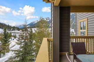 SPACIOUS 2-Br 2-Ba, Ski In and Out with Pool & Hot Tubs - 6