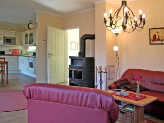 rotes Ferienhaus im Fischerdorf - Freest - 2