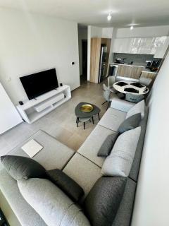 Modern Designer Home - Larnaca - 9