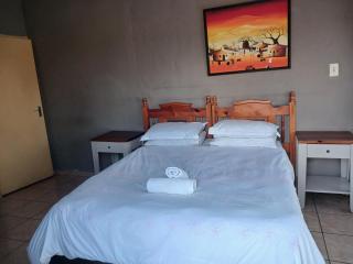 Tushiya guest lodge witbank - Witbank - 4