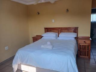 Tushiya guest lodge witbank - Witbank - 7
