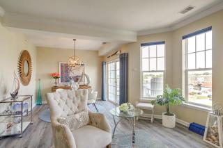 Walkable Condo with Drawbridge Views in Cambridge - 3