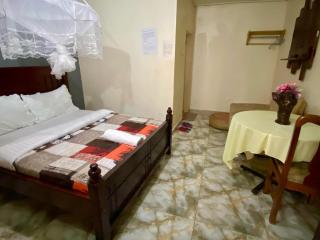 Gorilla African Guest House - Entebbe - 7