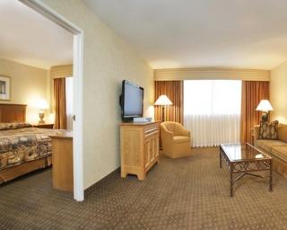 The Carriage House - 2