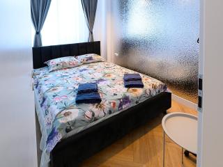 Aparthotel Madonna Residence Petunilor - 1