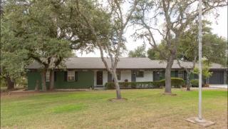 Four Bedroom Ranch Retreat with a Stunning Pool - Driftwood - 8