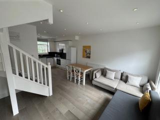BEAUTIFUL 2 BEDROOMS FLAT close to KING CROSS - Londra - 3