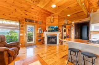 Hoot Owl with a private hot tub - Bryant - 3