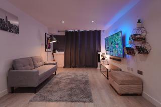 Smart Apartment close to Watford Atria and Station - Watford - 0