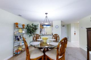 Updated, Oceanfront Condo with Balcony, WiFi & Shared Pool/Clay Tennis Courts - 2