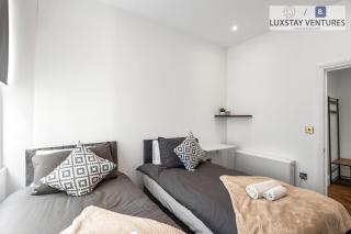 Free Parking - Sleeps 6, City Centre Apartment with Lift Access - 5 Mins Walk to Beach and Station - Brighton & Hove - 3