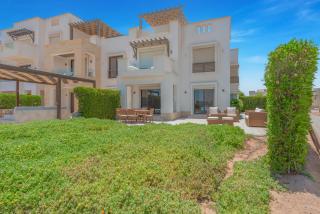 Lagoonfront 3BR Apartment Cyan - Banī Ghālib - 6