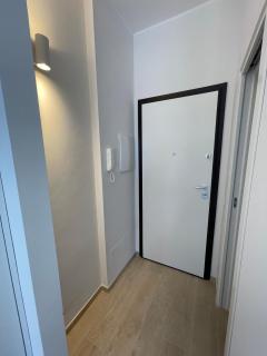 Monolocale moderno sul mare - 8