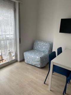 Monolocale moderno sul mare - 4