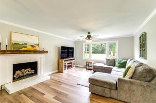 Alleghany Mountain Cottage with Porch and Backyard - Covington - 1