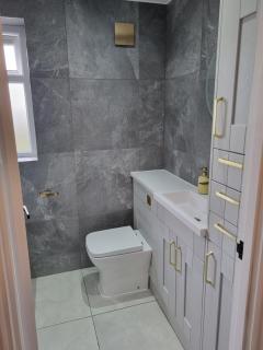 3 Bedroom House By The Sea, Deal Centre - 6