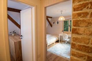 Forest Cabin Nest-Family Retreat for 7 with Sauna & Hot tub - Gornji Mihaljevec - 1