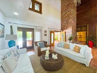 Spacious Tropical Villa with Pool 4Bedroom 7Beds 5Baths , Near Beach - 9