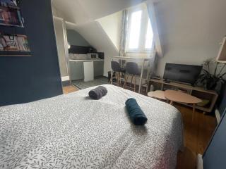 réaménagé fin Juillet 2025, Albatros Studio a moins de 50 mètres de la plage, vue dégagée sur la vallée - 9