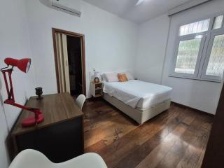 Aconchego a 3 quadras da praia Leblon - 3