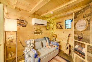 Glamping Getaway with Porch in Wisconsin Northwoods - Siren - 5