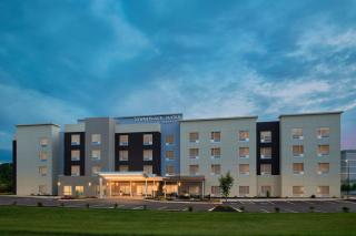 TownePlace Suites by Marriott Calhoun - 9