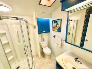 Beach Access cozy 2 Bedroom 1 Bath Beach House on Nettles Island - 9