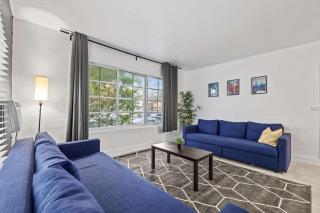 Oceanfront Charm 1BR Miami Beach - 6