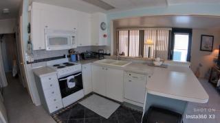 Coastal Adorable 1 bedroom 1 bath beach bungalow Located On Nettles Island - Jensen Beach - 3