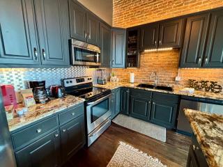 In the Heart of Town-3BR-2bath-500Mbps WiFi-4car parking-EV-boat - Florence - 6