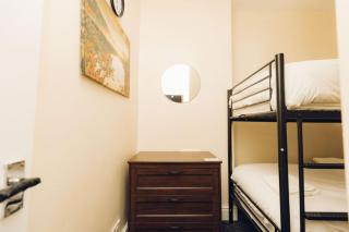 2 Beds Suburb Nestled Nook - Manchester - 2