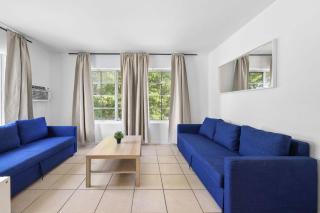 1BR Apt Sleeps 4 Beach Vibes - 3