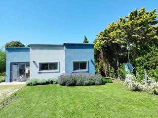 Moderna casa con jardín, barrio Las Lomas de Miramar - 9