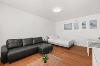 Sunny Studio North Shore 4 Guests - 6