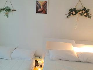 Sillim Danggok Station Full-Op Two Room - Seoul - 4