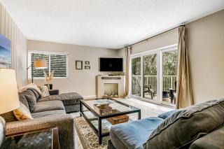 Charming Villa Just Steps to Beach & Shared Pool w/Central AC, Private WD, WiFi - 0