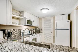 Charming Villa Just Steps to Beach & Shared Pool w/Central AC, Private WD, WiFi - 9