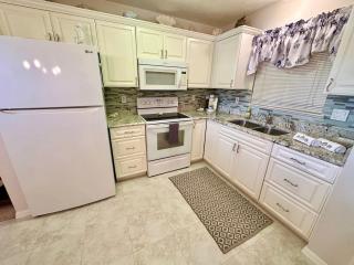 Coastal Adorable 2 Bedroom 1 Bath Beach Bungalow On Nettle Island Resort N1184 - 4