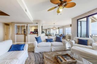Bright & airy oceanfront condo with pool, huge balcony, washer/dryer & AC - 8