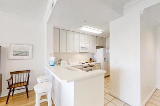 Beautiful Oceanfront Getaway w/Shared Pool, Central AC, Elevator, & W/D - 2