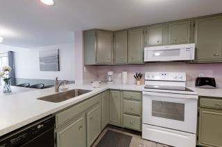 2077 Beach Wood - 1