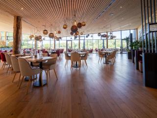 Vacation House in Tournai Award-Winning Park - 5